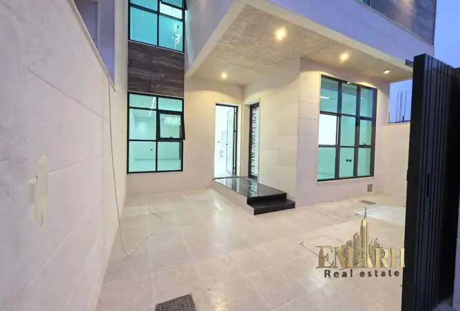 148616054 - Property Image 3