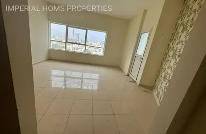 شقة - غرفة نوم - 2 حمامات للبيع في أورينت تاور 1 - أورينت تاور - البستان - عجمان