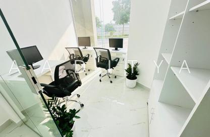 Office Space - Studio - 1 Bathroom for rent in Reem Residency - Al Karama - Dubai