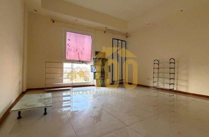 Apartment - 2 - 2 for rent in Lady Ratan Manor - CBD (Central Business District) - International City - Dubai