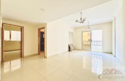 Apartment - 2 Bedrooms - 3 Bathrooms for rent in Muwaileh 29 Building - Muwaileh - Sharjah
