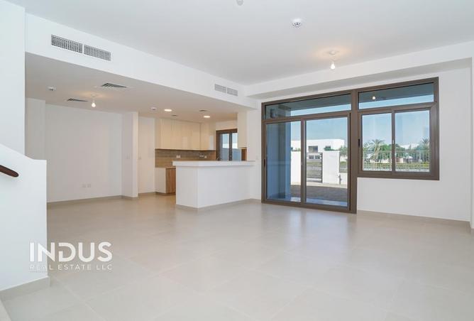 132005432 - Property Image 3