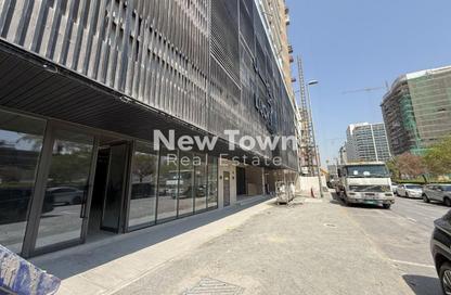Shop - Studio - 1 for rent in Lucky Royale Residence - District 10 - Jumeirah Village Circle - Dubai Shop - Studio - 1 for rent in Lucky Royale Residence - District 10 - Jumeirah Village Circle - Dubai