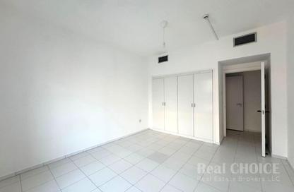 Apartment - 2 Bedrooms - 2 Bathrooms for rent in Sky Tower - Sheikh Zayed Road - Dubai