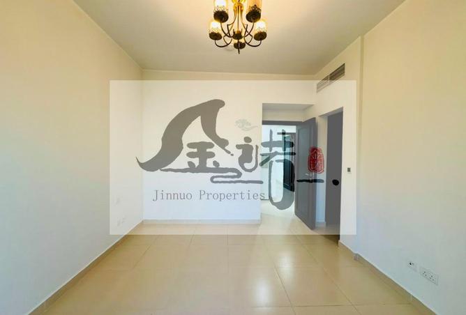100391438 - Property Image 3