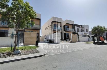 Villa - 4 Bedrooms - 5 Bathrooms for rent in Fay Alreeman - Al Shamkha - Abu Dhabi Villa - 4 Bedrooms - 5 Bathrooms for rent in Fay Alreeman - Al Shamkha - Abu Dhabi