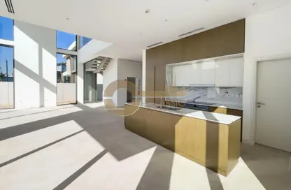 Villa - 4 Bedrooms - 5 Bathrooms for rent in Nad Al Sheba Gardens Phase 2 - Nad Al Sheba 1 - Nad Al Sheba - Dubai