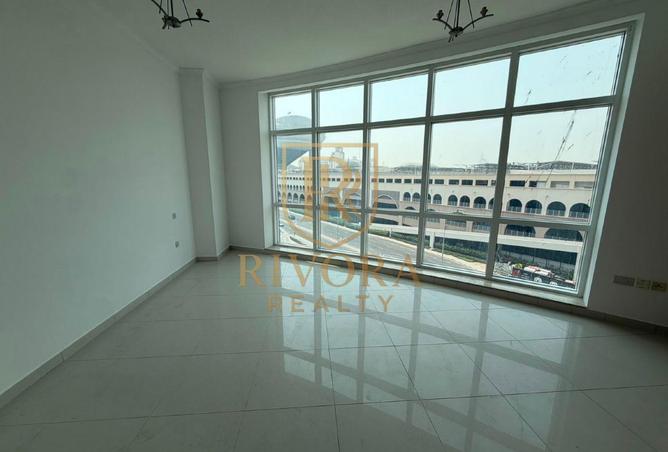 123389957 - Property Image 3