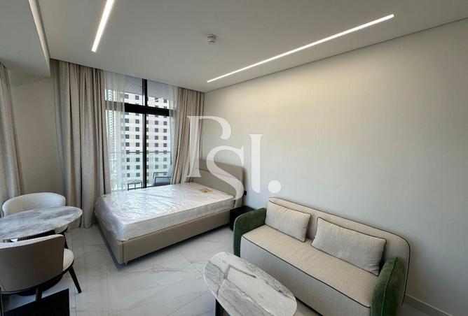 Brand New | Fully Furnished | Corner Unit photo 2