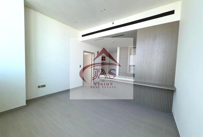 63648843 - Property Main Image