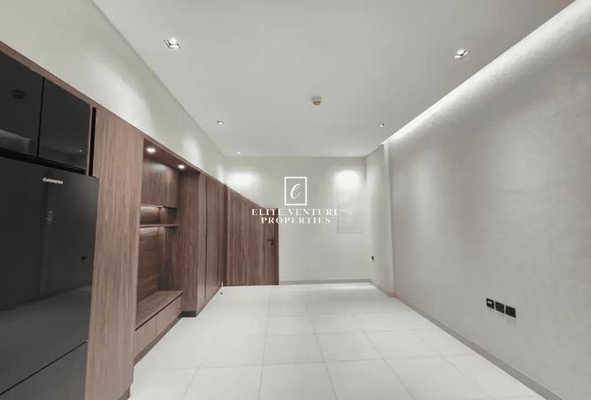 MODERN | SPACIOUS | PRIME LOCATION photo 3