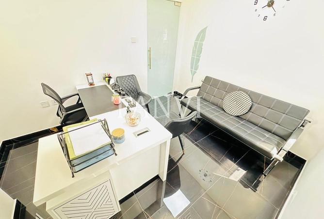 82808833 - Property Image 2