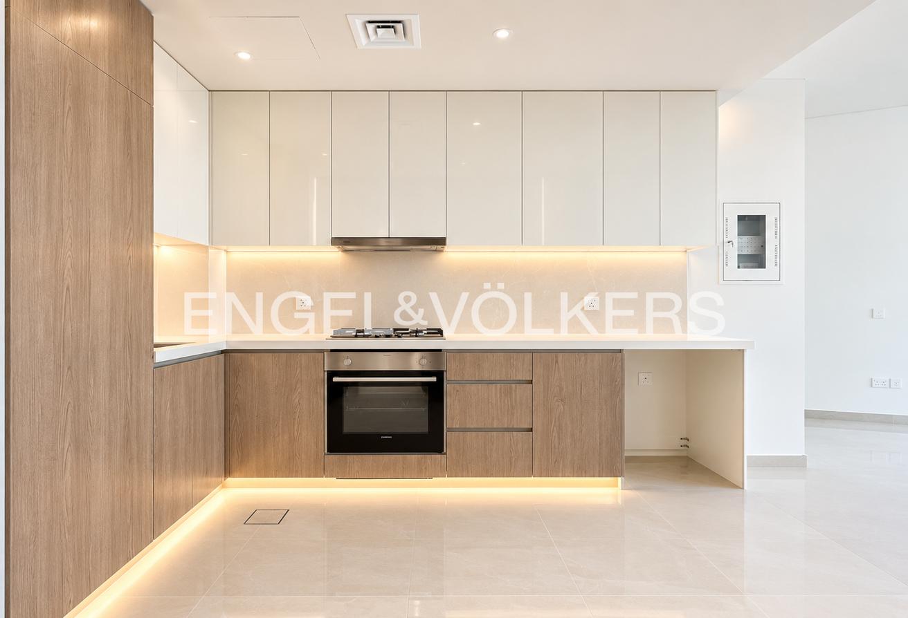 Golf Course Views | Brand New | Unfurnished photo 3