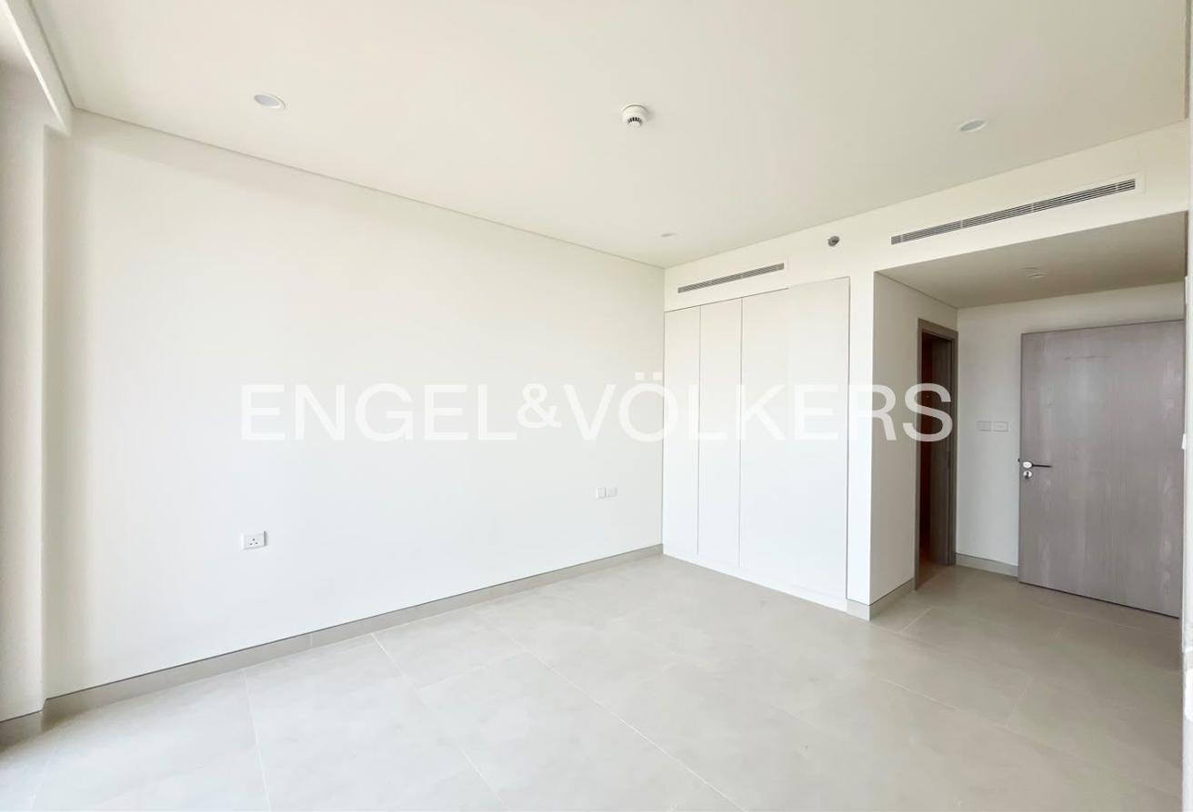 Golf Course Views | Brand New | Unfurnished photo 5