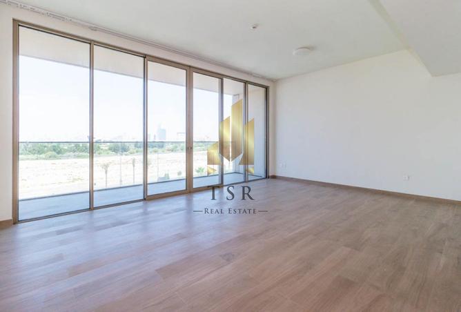93999300 - Property Image 2