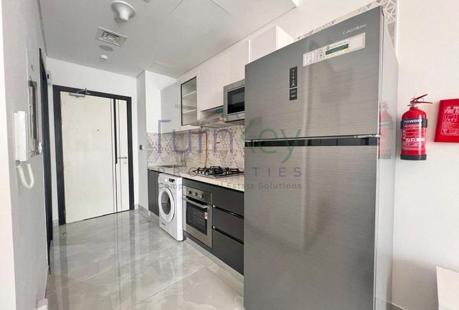 77805106 - Property Image 3