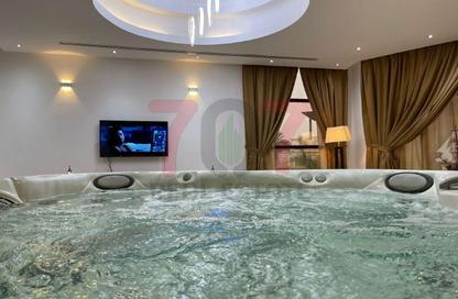 Villa - 5 Bedrooms - 7+ Bathrooms for rent in Emirates Hills - Dubai