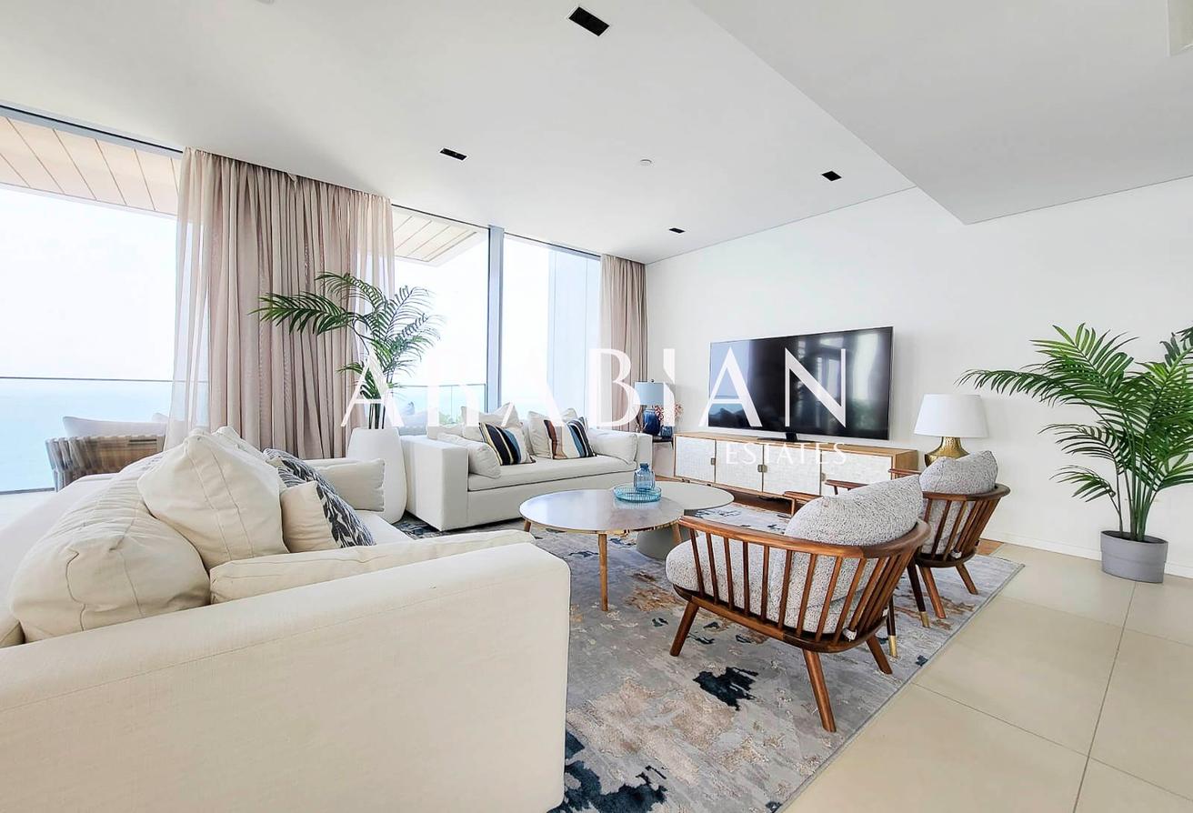 Luxurious | Panoramic Sea View | Upgraded photo 5