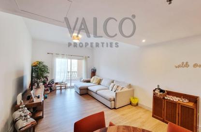 Apartment - 2 Bedrooms - 2 Bathrooms for sale in Diamond Views 2 - District 11 - Jumeirah Village Circle - Dubai