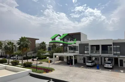 فيلا - 3 غرف نوم - 4 حمامات للايجار في بلوم جاردنز - شارع السلام - أبوظبي