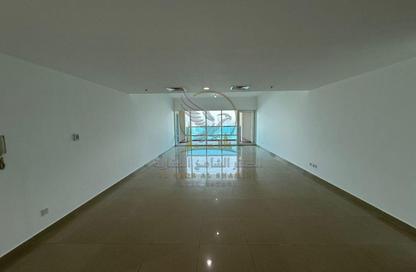 Apartment - 3 - 4 for rent in Al Mamzar - Al Mamzar - Sharjah - Sharjah