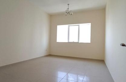 Apartment - 3 Bedrooms - 4 Bathrooms for rent in Al Khan Corniche - Al Khan - Sharjah