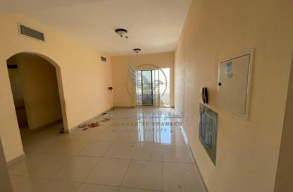 Apartment - 2 Bedrooms - 2 Bathrooms for rent in New Al Taawun Road - Al Taawun - Sharjah