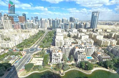 Apartment - 2 Bedrooms - 3 Bathrooms for rent in The Links West Tower - The Links - The Views - Dubai