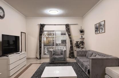Apartment - 1 - 1 for sale in Trafalgar Tower - CBD (Central Business District) - International City - Dubai