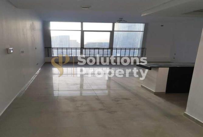 74240851 - صورة العقار 2