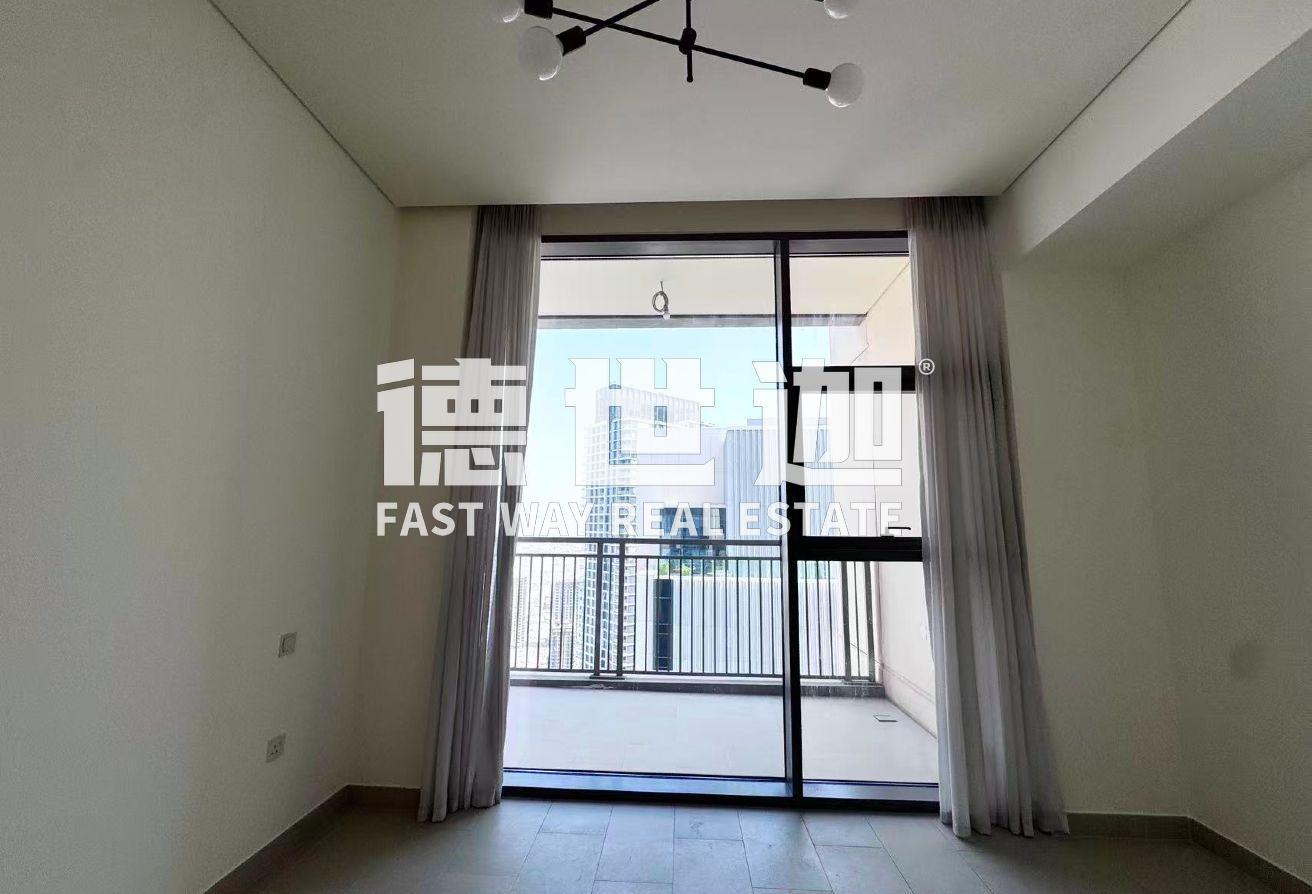 Sea and Burj view/Upgraded unit/4 beds+ maid room photo 14