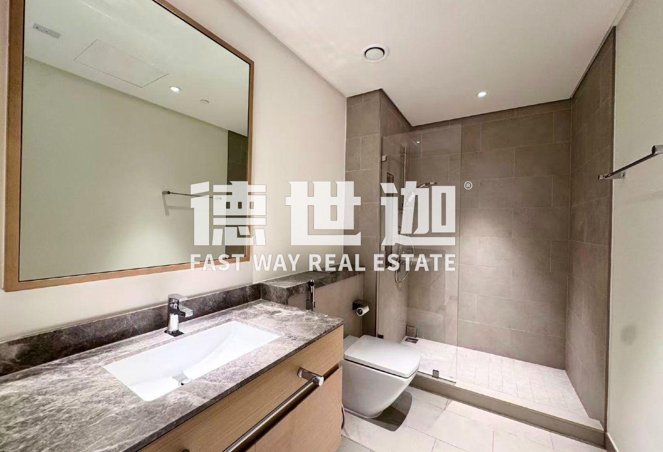 Sea and Burj view/Upgraded unit/4 beds+ maid room photo 16