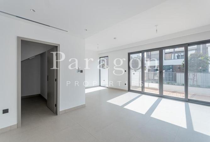 62072398 - Property Image 3