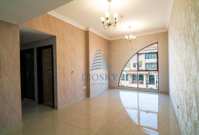 مفروش بالكامل | شقة فسيحة | جاهز للسكن