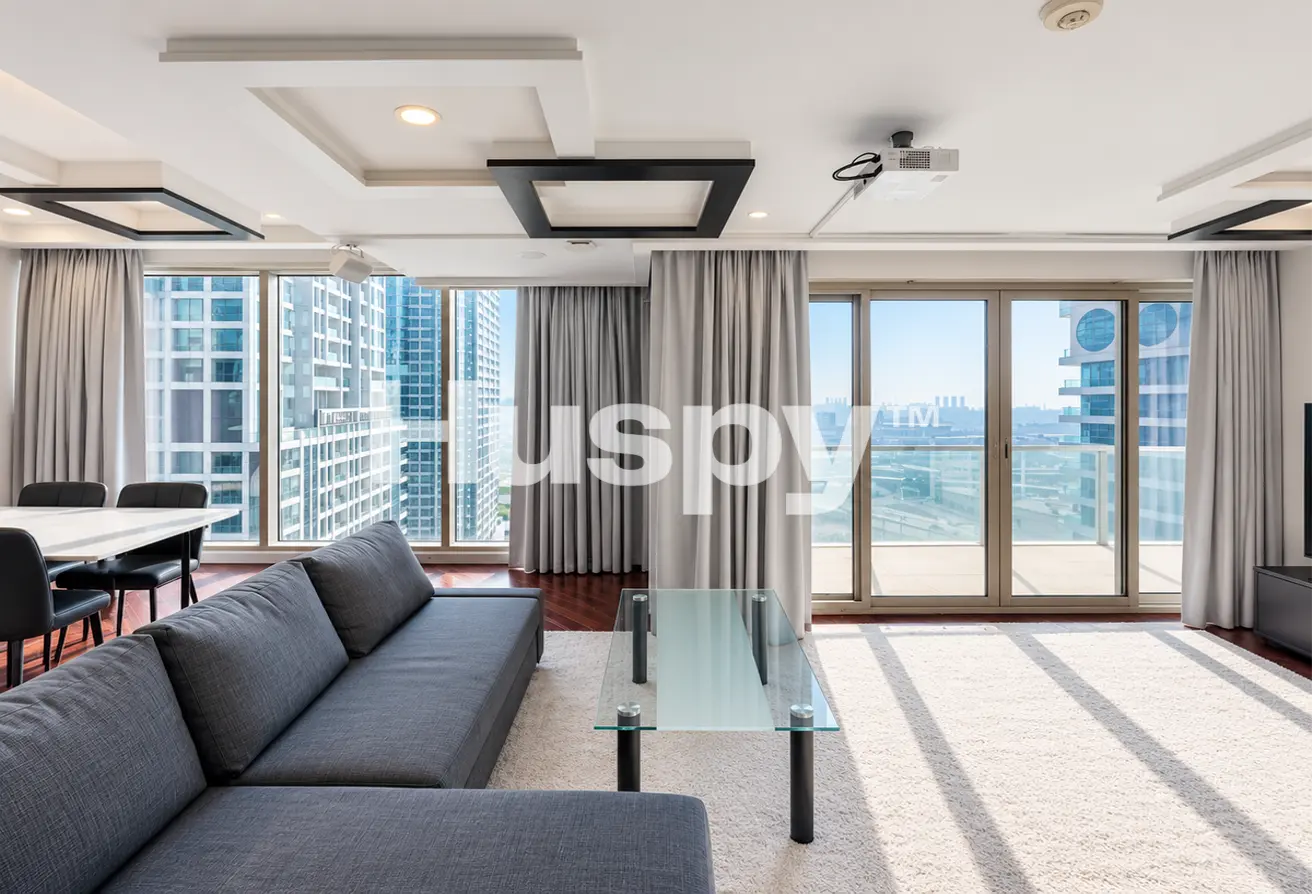 161870354 - Property Main Image