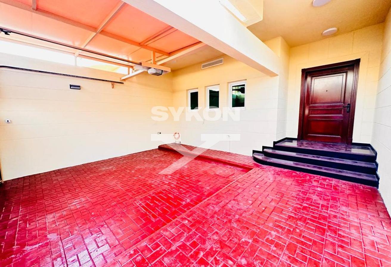 4BR Villa | Fully Upgraded | Gym | Pool | Barsha photo 17