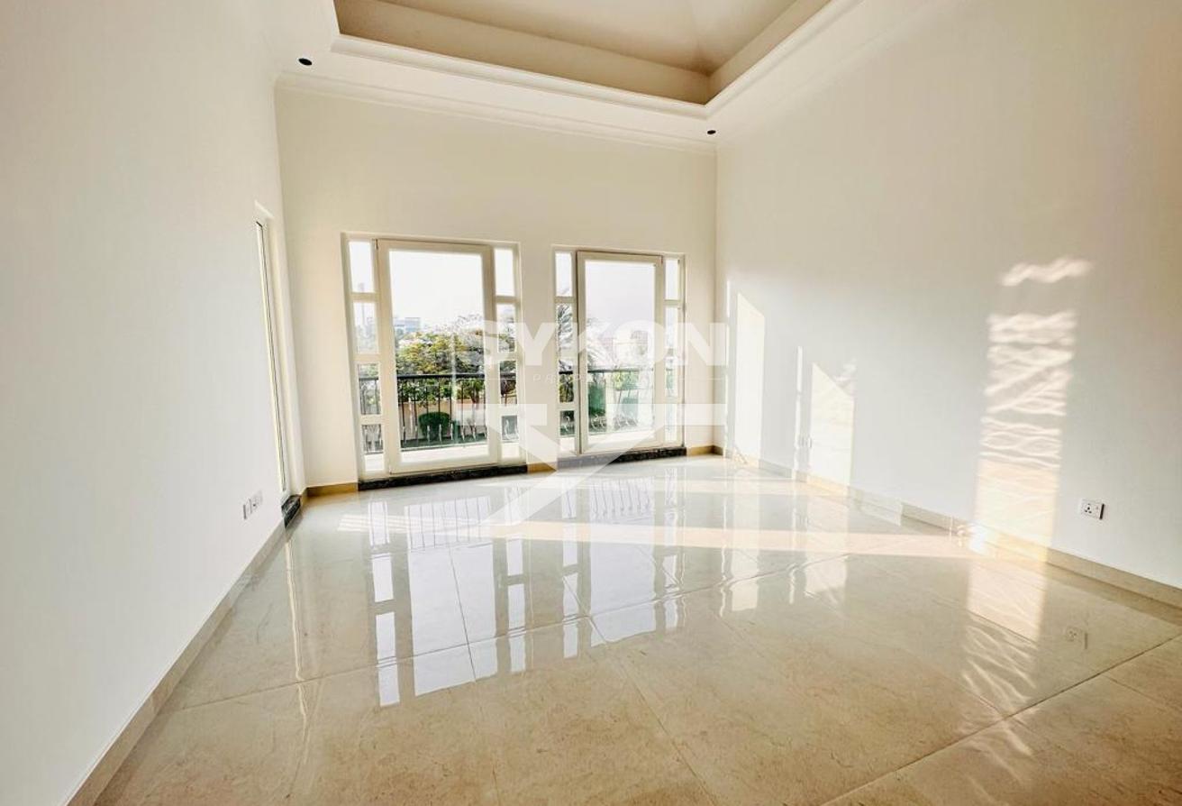 4BR Villa | Fully Upgraded | Gym | Pool | Barsha photo 7