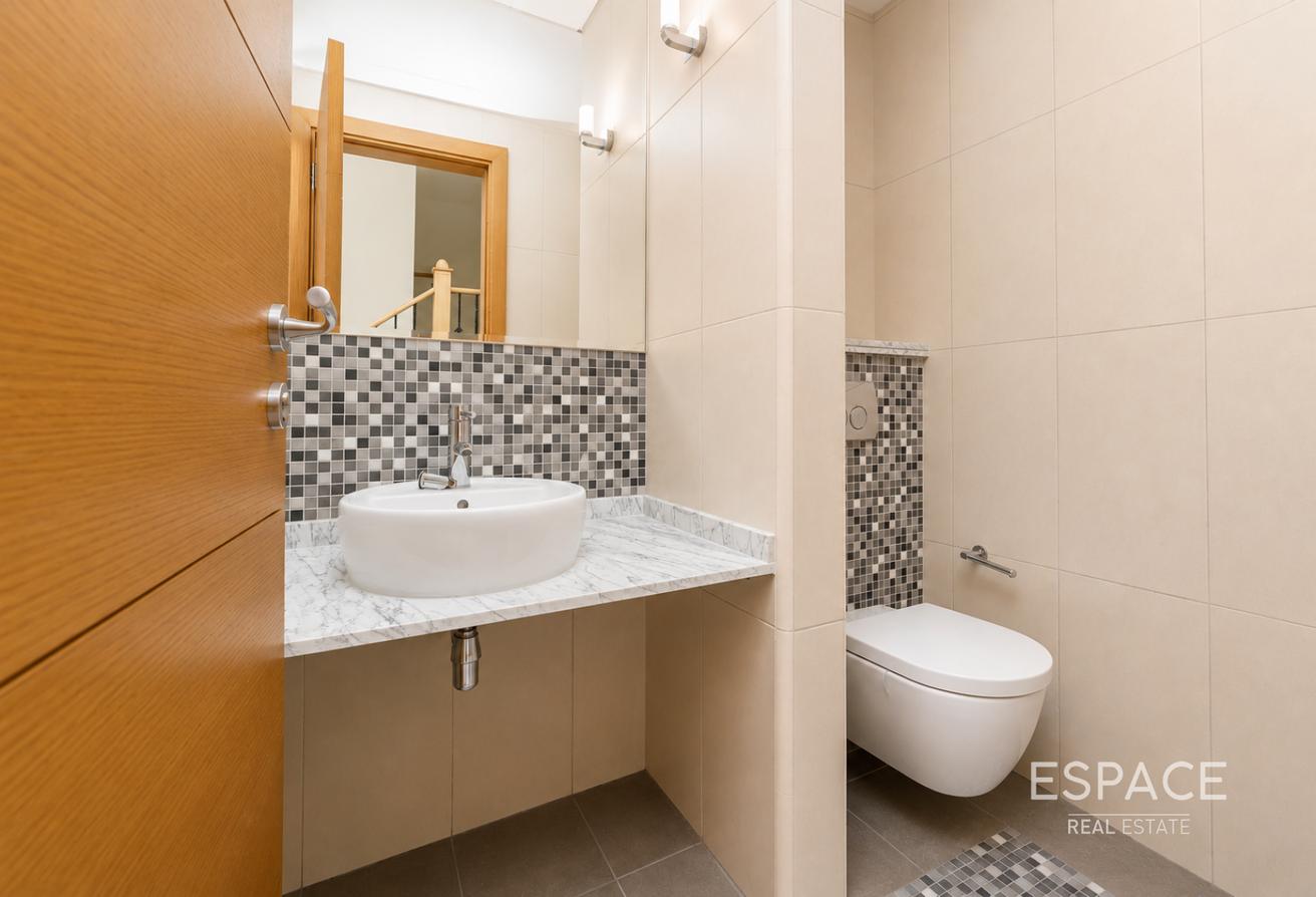 Large Plot | Back to Back | Well Maintained photo 14