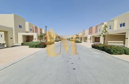 Townhouse - 3 Bedrooms - 4 Bathrooms for rent in Amaranta 2 - Amaranta - Villanova - Dubai Land - Dubai