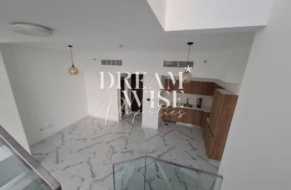 Apartment - 2 Bedrooms - 3 Bathrooms for sale in Oasis 2 - Oasis Residences - Masdar City - Abu Dhabi