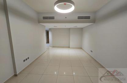 Apartment - 1 Bedroom - 2 Bathrooms for rent in Muwaileh 29 Building - Muwaileh - Sharjah