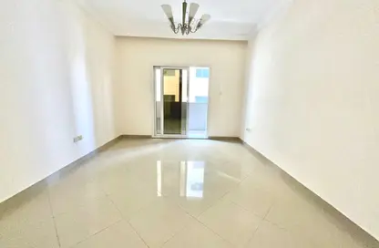 شقة - غرفة نوم - 1 حمام للايجار في التعاون - الشارقة