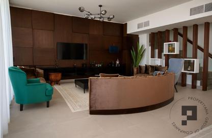 Villa - 5 - 7 for sale in Sun Island - Ajmal Makan City - Sharjah Waterfront City - Sharjah