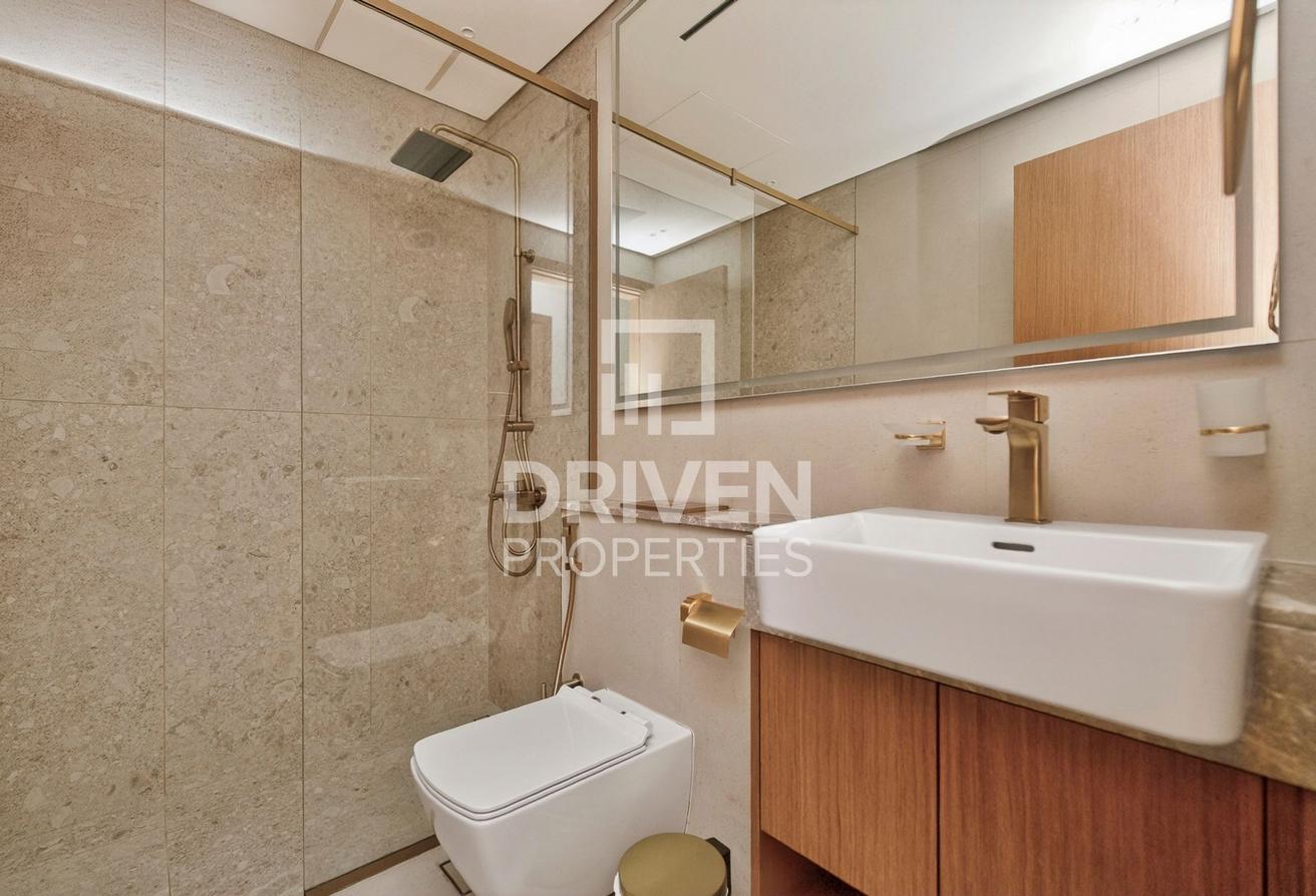 Prime Location | High Floor | 4 Cheques Avaialble photo 11
