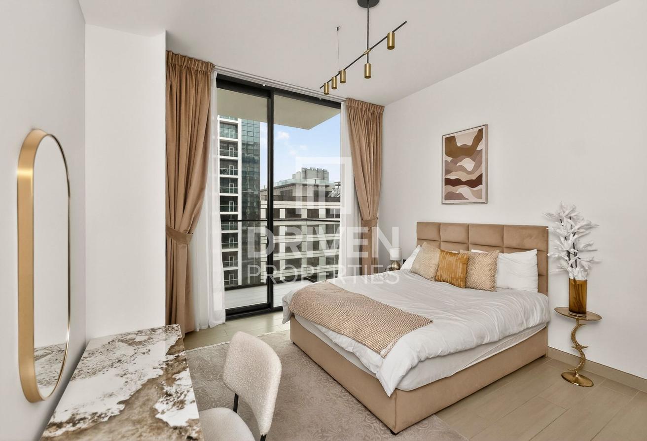 Prime Location | High Floor | 4 Cheques Avaialble photo 7
