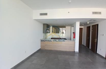 Apartment - 1 Bedroom - 2 Bathrooms for rent in The Edge - Dubai Investment Park 1 (DIP 1) - Dubai Investment Park (DIP) - Dubai