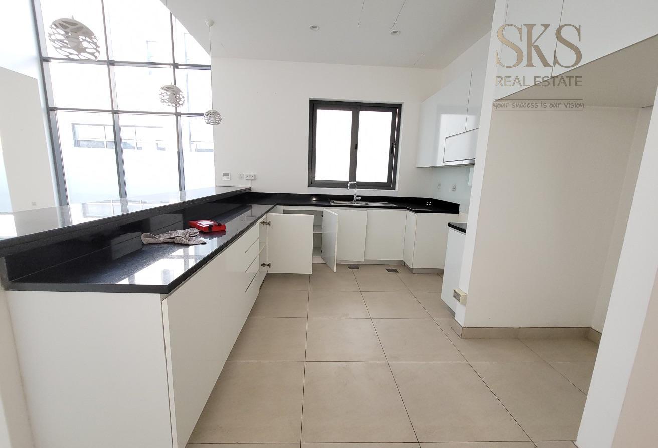 Luxury Villa in Al Barsha 1 Minutes from Mall of photo 4
