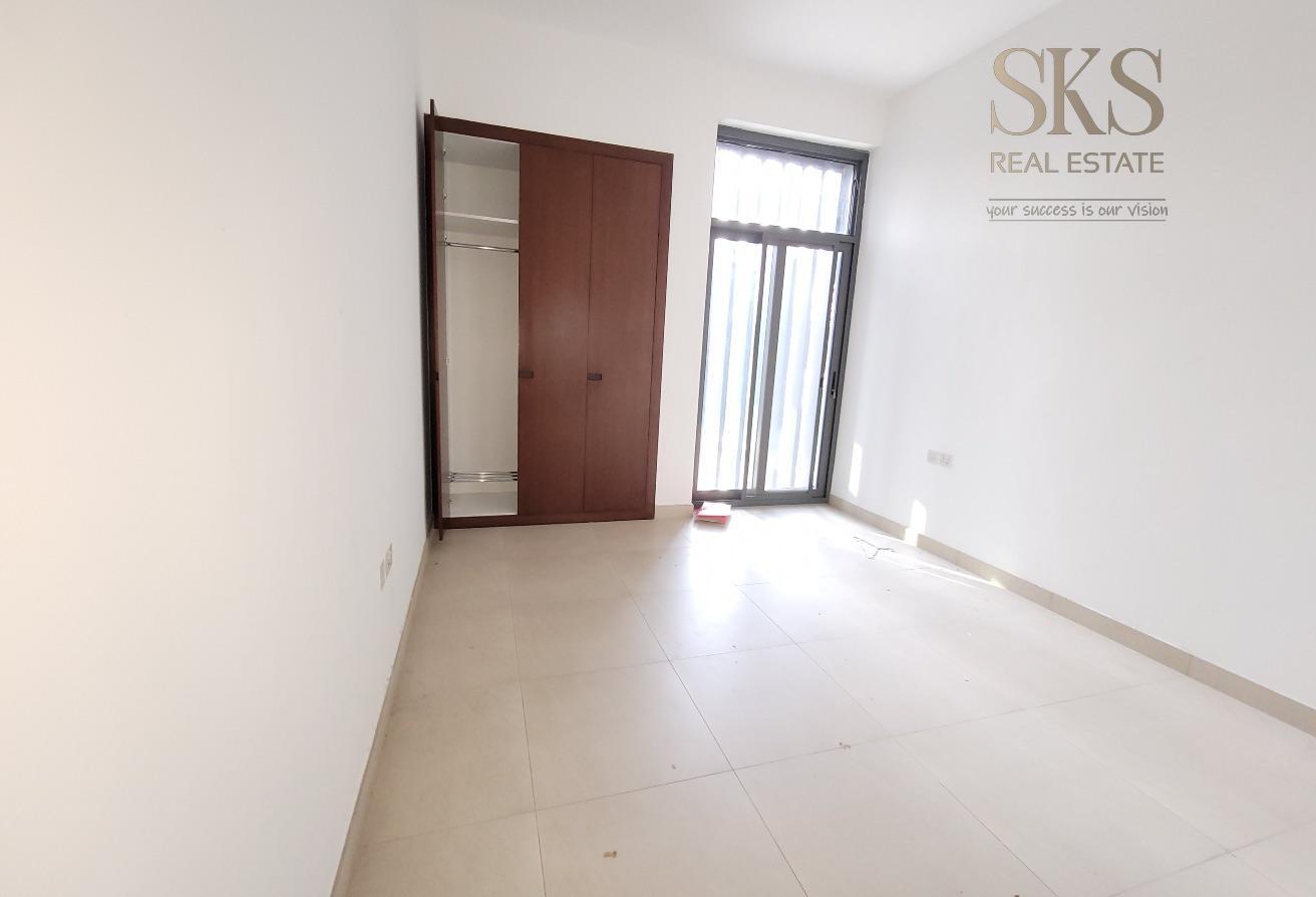 Luxury Villa in Al Barsha 1 Minutes from Mall of photo 6
