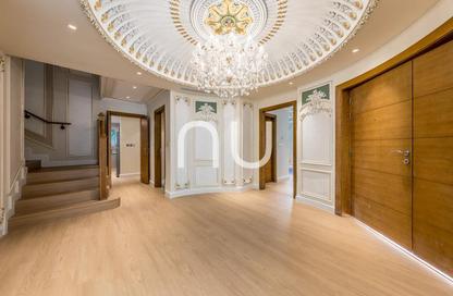Villa - 5 Bedrooms - 7 Bathrooms for rent in District 2 - Royal Park - Jumeirah Park - Dubai