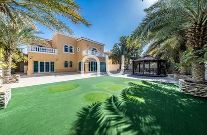 Villa - 5 Bedrooms - 7 Bathrooms for rent in District 2 - Royal Park - Jumeirah Park - Dubai